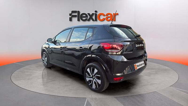 Usado Dacia Sandero Essentiel 101 CV (74 kW) 2025 Negro Berlina