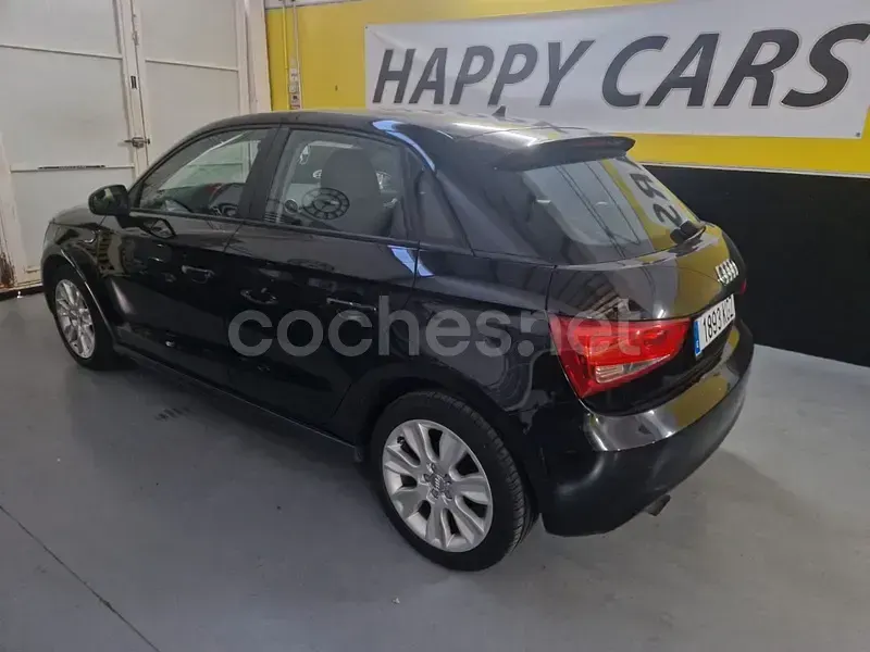 Usado Audi A1 Sportback Ambition 90 CV (66 kW) 2013 Negro Utilitario