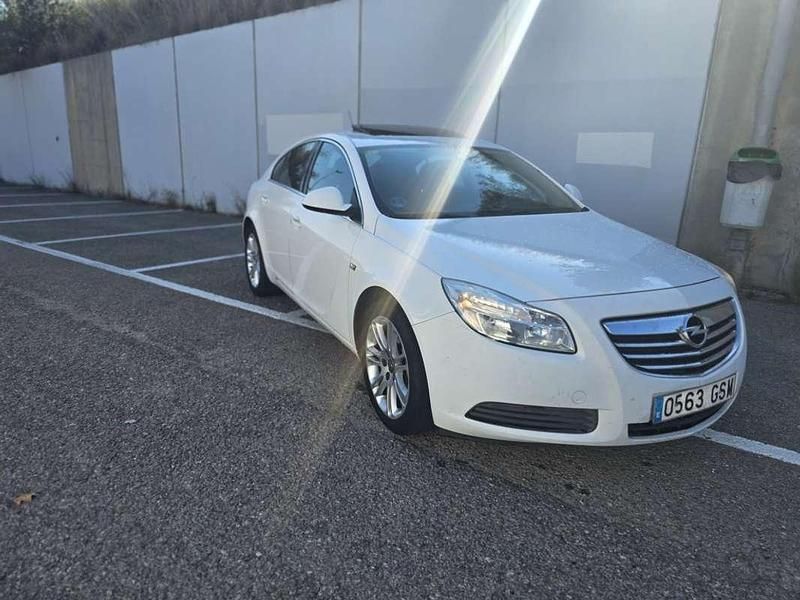 Blanco Usado 2009 Opel Insignia Cosmo Berlina | 5999 € (Precio justo) - Imagen 1/4
