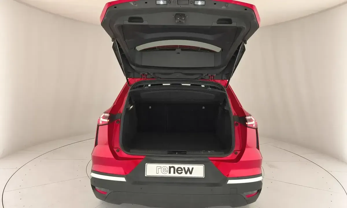 Usado Renault Symbioz Techno 145 CV (106 kW) 2025 Rojo SUV