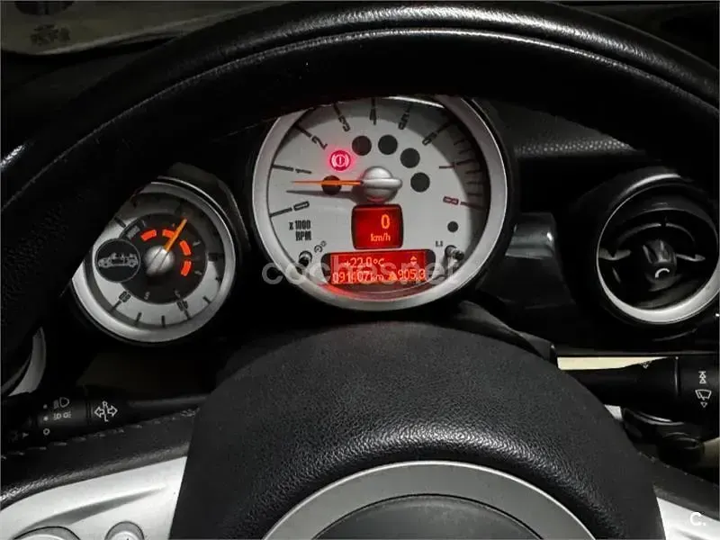 Usado Mini Cooper Cabriolet 120 CV (88 kW) 2011 Negro Descapotable