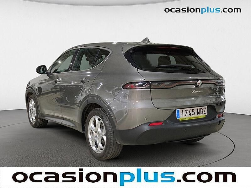 Usado Alfa Romeo Tonale Sprint 130 CV (95 kW) 2022 Gris SUV