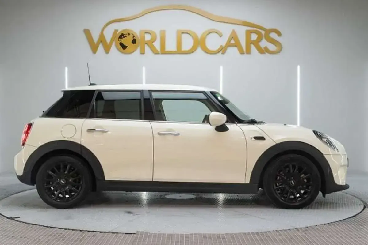 Usado Mini ONE 102 CV (75 kW) 2019 Blanco Utilitario