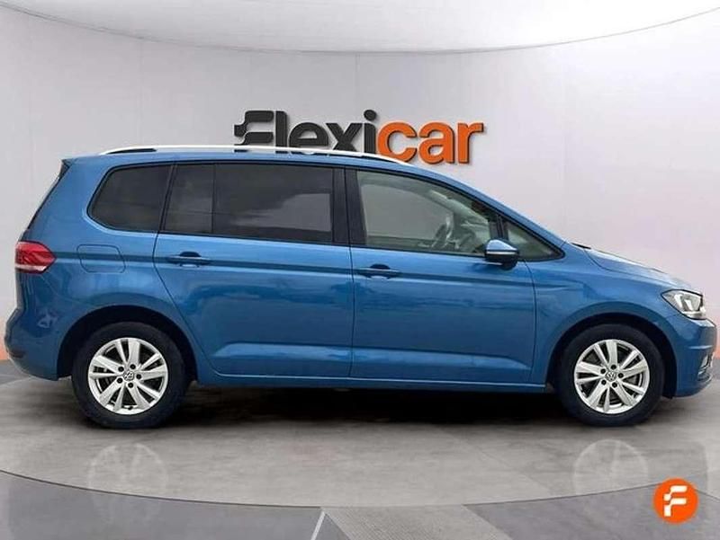 Usado VW Touran Advance 150 CV (110 kW) 2019 Azul Monovolumen