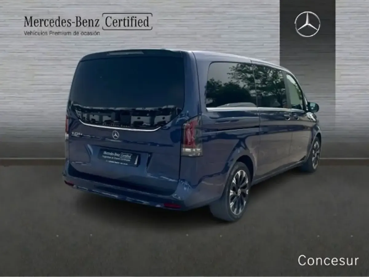 Usado Mercedes V250 Avantgarde 190 CV (139 kW) 2025 Azul Monovolumen