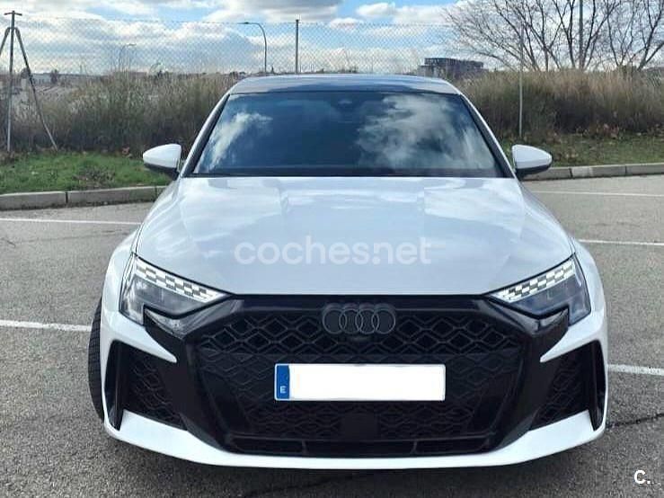 Usado Audi RS3 Sport 400 CV (294 kW) 2025 Blanco Berlina