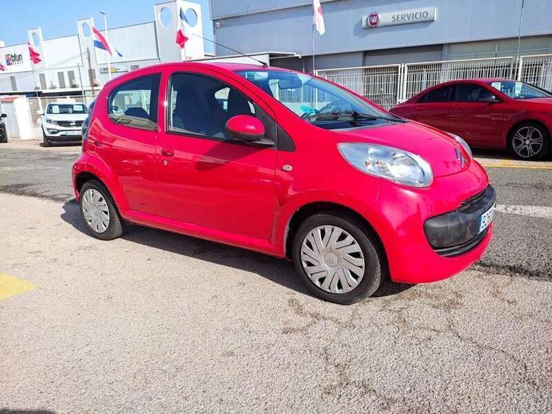 Usado Citroën C1 68 CV (50 kW) 2007 Rojo Utilitario