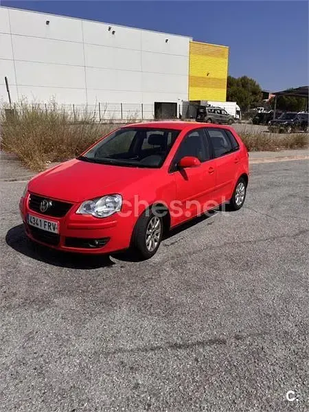 Usado VW Polo Advance 80 CV (58 kW) 2007 Rojo Utilitario