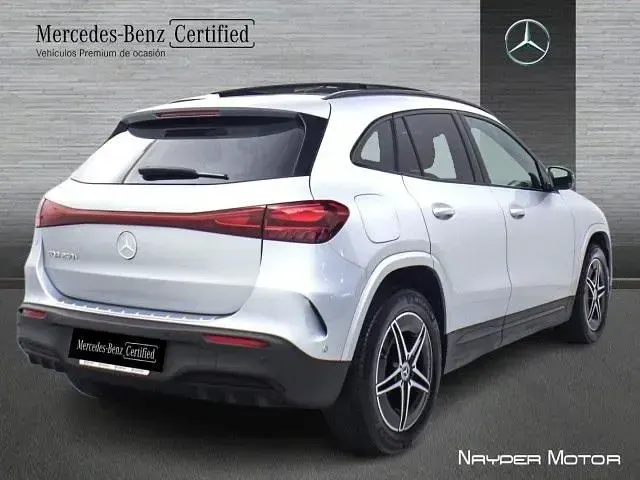 Usado Mercedes EQA250 139 kW (190 CV) 2026 Plata hightech SUV