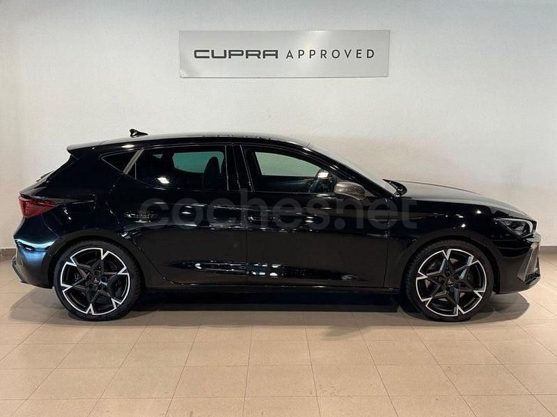 Usado Cupra Leon VZ 272 CV (200 kW) 2024 Negro Utilitario