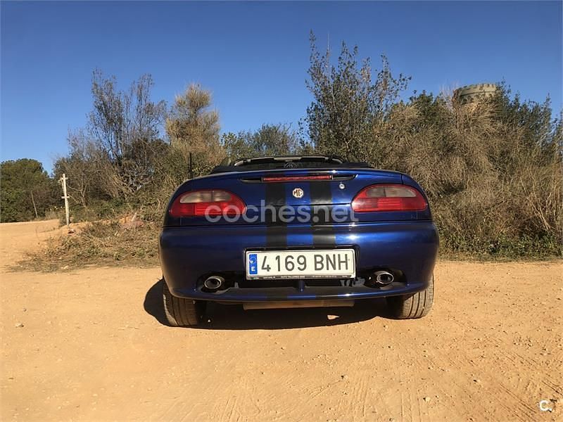 Usado MG F 120 CV (88 kW) 2001 Azul Descapotable