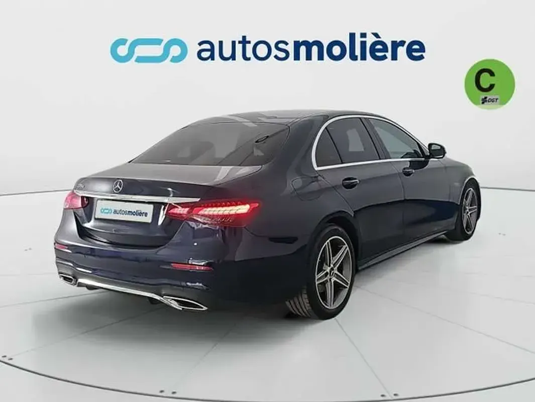 Usado Mercedes E220 194 CV (142 kW) 2021 Azul Berlina