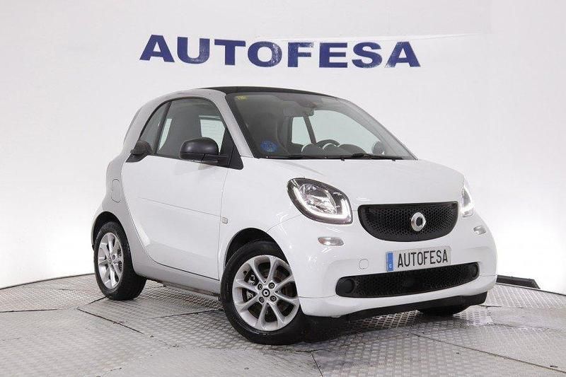 Usado Smart ForTwo Electric Drive Passion 41 kW (56 CV) 2018 Blanco Coupe