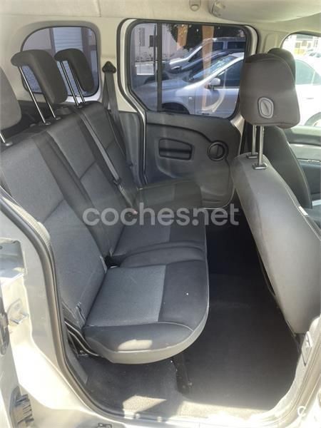 Usado Renault Kangoo SE 90 CV (66 kW) 2016 Gris / plata Monovolumen