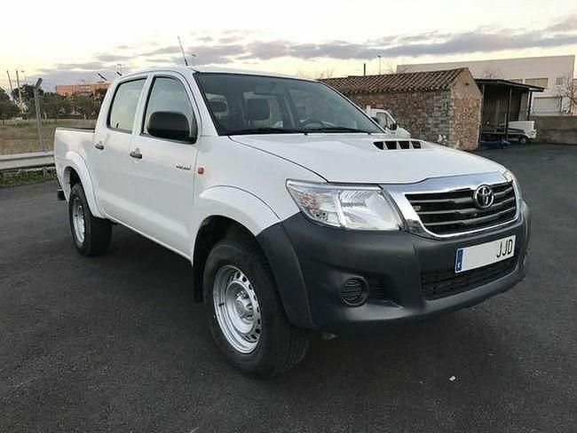 Usado Toyota HiLux 144 CV (105 kW) 2015 Blanco Recogida
