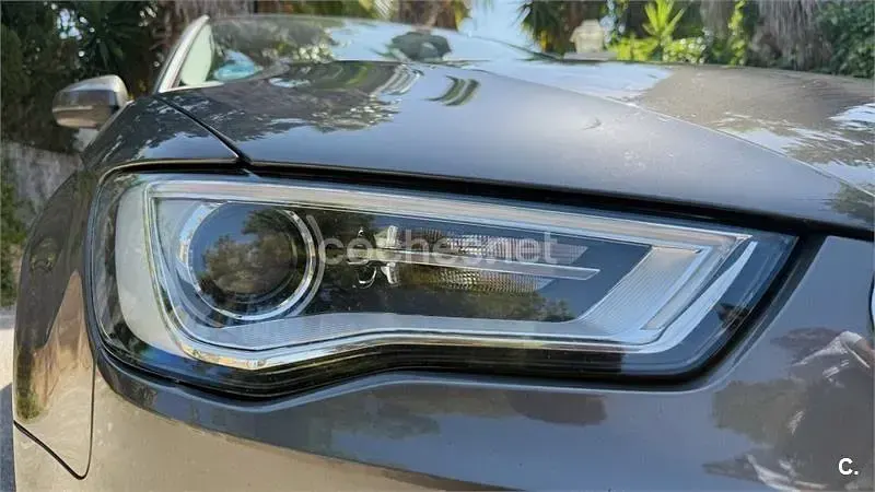 Usado Audi A3 110 CV (80 kW) 2013 Gris / plata Berlina