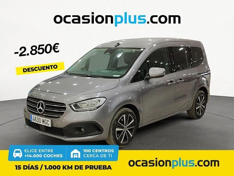 Gris Usado 2023 Mercedes A180 Monovolumen | 26.400 € (Precio justo) - Imagen 1/4