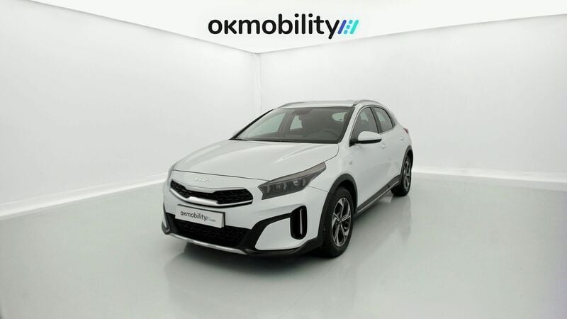 Cararraweiss Usado 2023 Kia XCeed SUV | 15.660 € (Buen precio) - Imagen 1/4