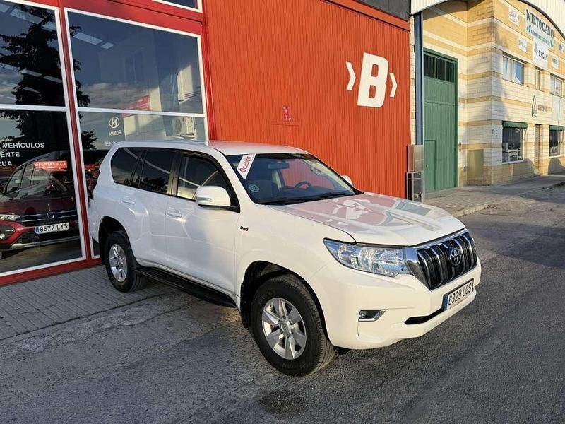 Usado Toyota Land Cruiser 177 CV (130 kW) 2020 Blanco SUV