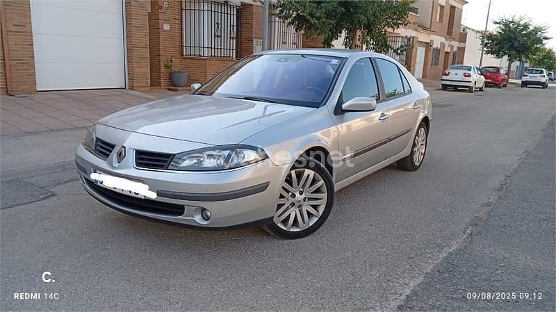 Gris / plata Usado 2008 Renault Laguna III Privilege Berlina | 4300 € (Precio justo) - Imagen 1/4