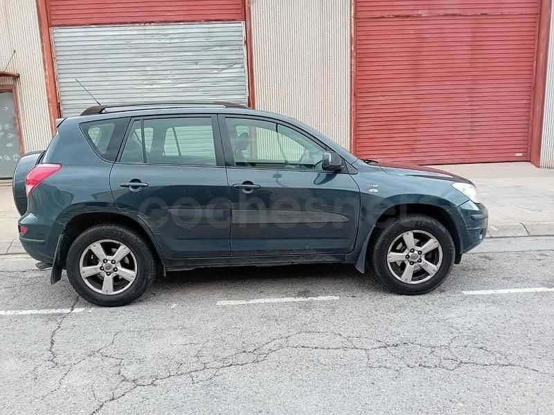 Usado Toyota RAV4 Sol 136 CV (100 kW) 2009 Gris / plata SUV