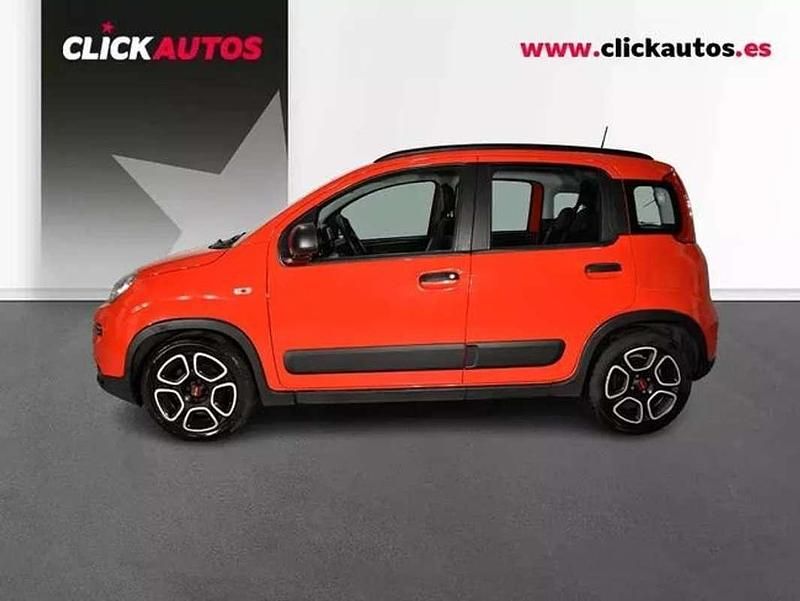 Usado Fiat Panda City Life 71 CV (52 kW) 2022 Rojo Utilitario