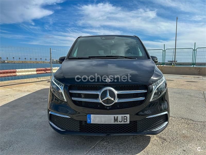 Usado Mercedes V220 Avantgarde 163 CV (119 kW) 2023 Negro Monovolumen