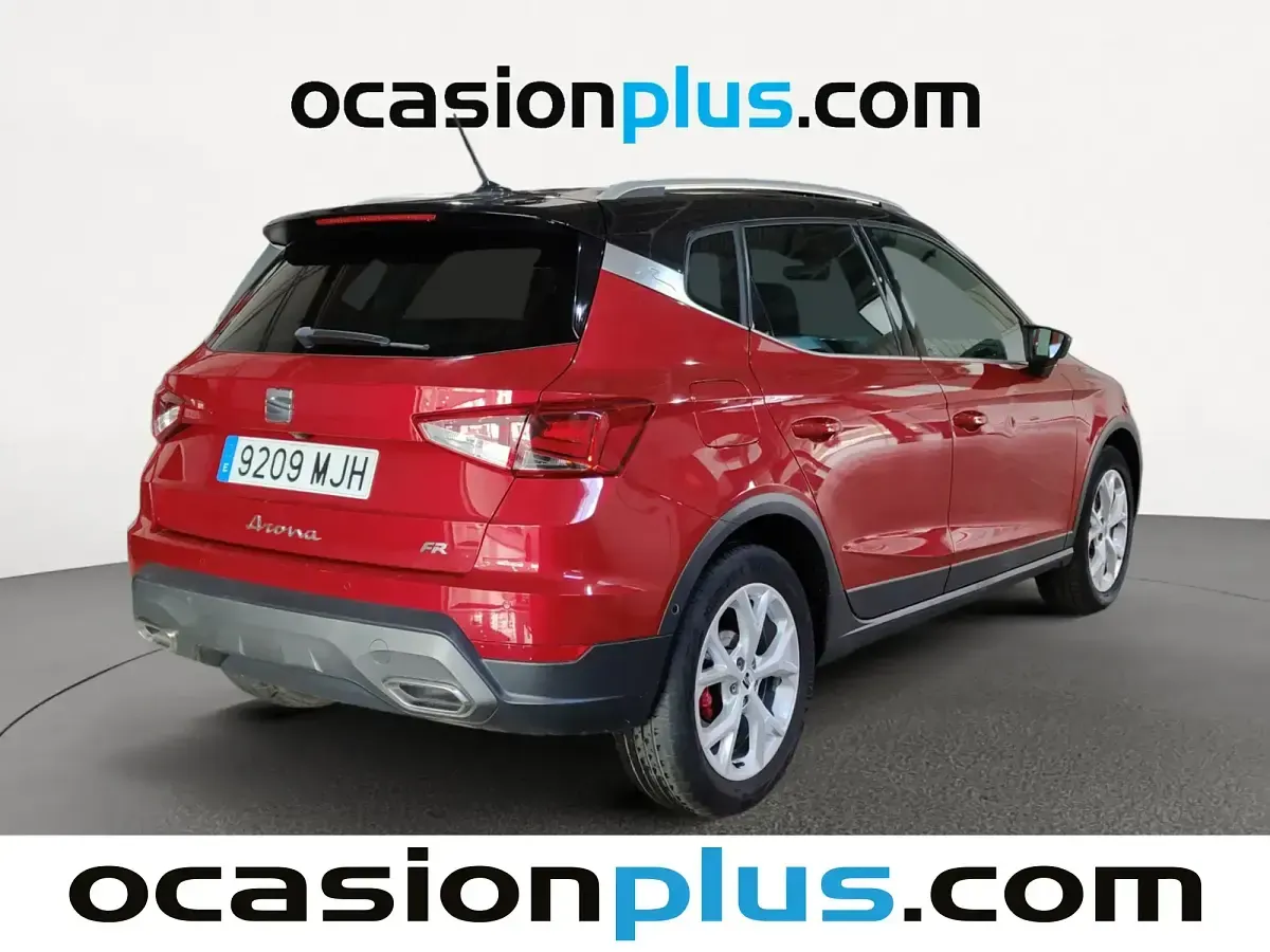 Usado Seat Arona FR 150 CV (110 kW) 2023 Rojo SUV
