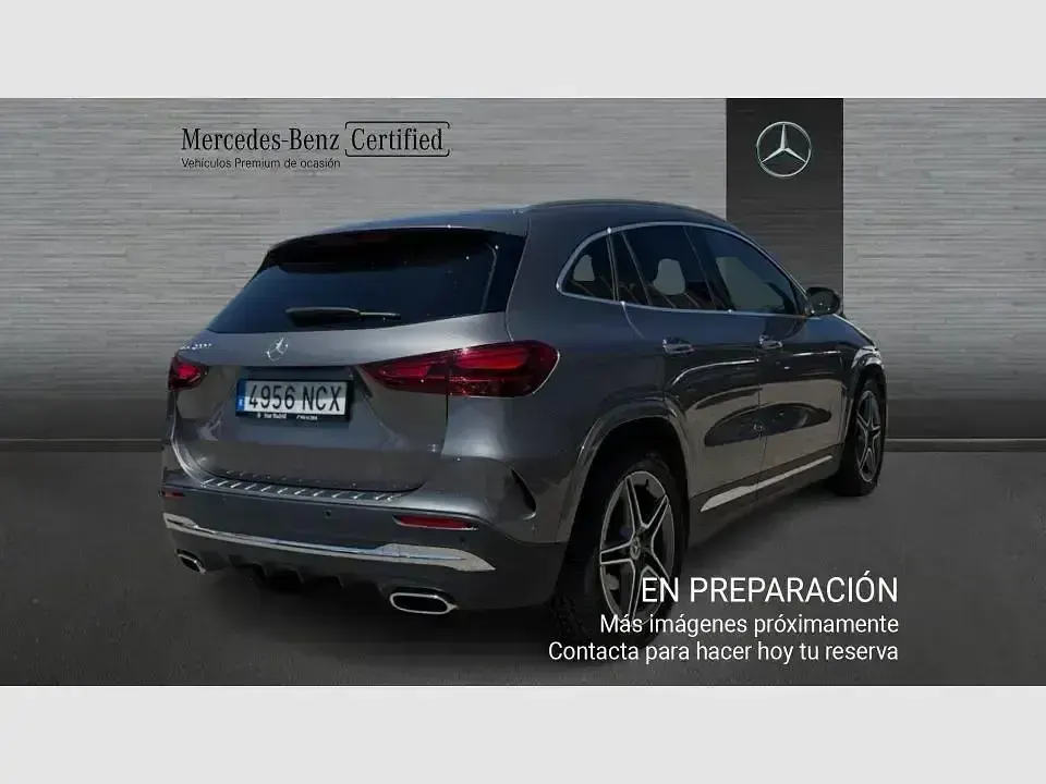 Usado Mercedes GLA200 150 CV (110 kW) 2025 Gris / plata SUV