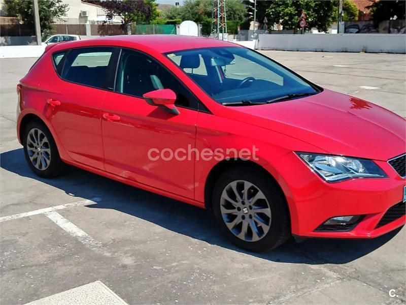 Rojo Usado 2015 Seat Leon I-Tech Berlina | 8999 € (Precio justo) - Imagen 1/4