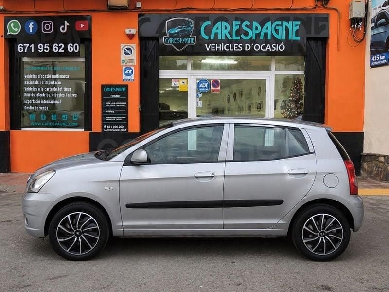 Usado Kia Picanto EX 65 CV (47 kW) 2005 Gris / plata Utilitario