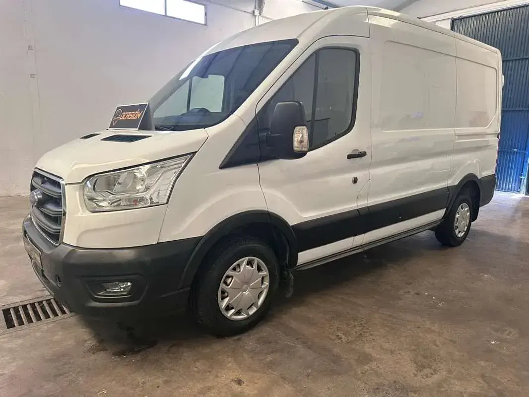 Usado Ford Transit Trend 131 CV (96 kW) 2020 Blanco Van