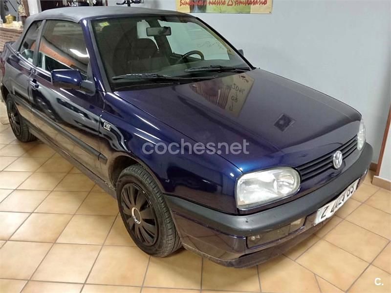 Usado VW Golf Cabriolet 75 CV (55 kW) 1996 Negro Descapotable