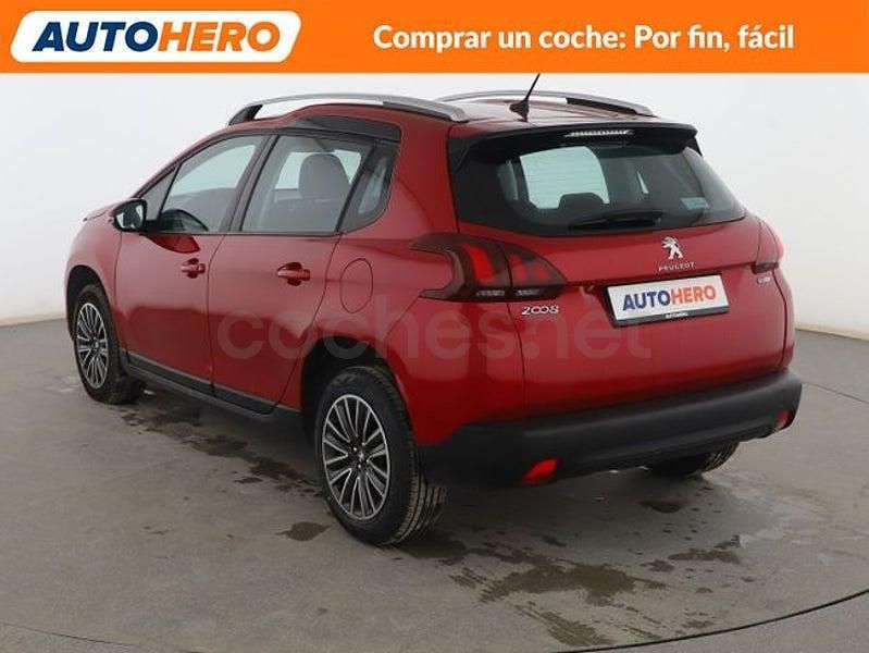 Usado Peugeot 2008 Active 110 CV (80 kW) 2016 Rojo SUV