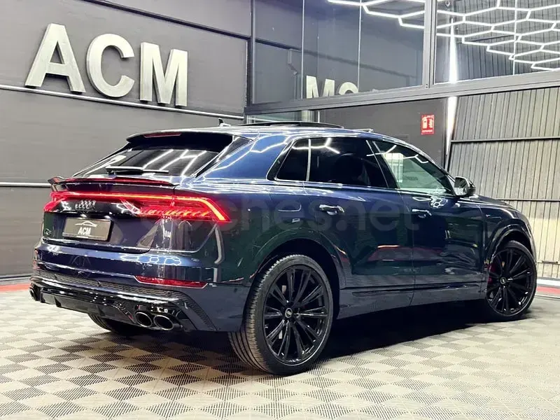 Usado Audi Q8 S-line plus 340 CV (250 kW) 2023 Azul SUV