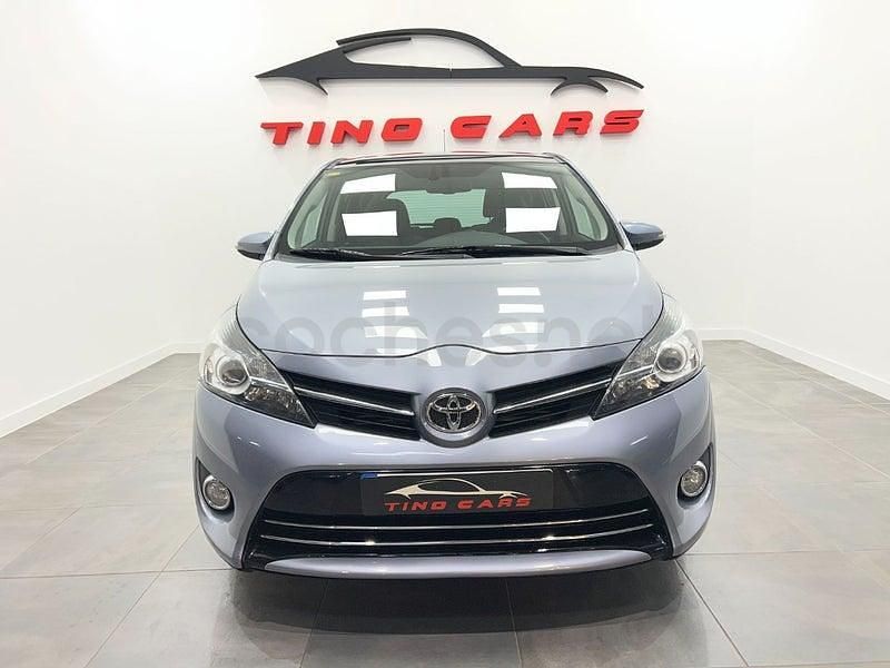 Usado Toyota Verso Comfort 124 CV (91 kW) 2014 Azul Monovolumen
