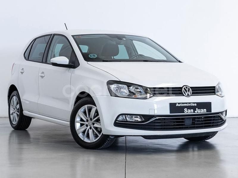 Blanco Usado 2017 VW Polo Sportline Berlina | 13.990 € (Un poco caro) - Imagen 1/4