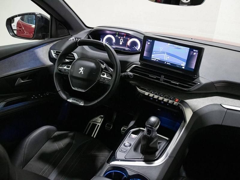 Usado Peugeot 3008 GT 130 CV (95 kW) 2022 Rojo SUV