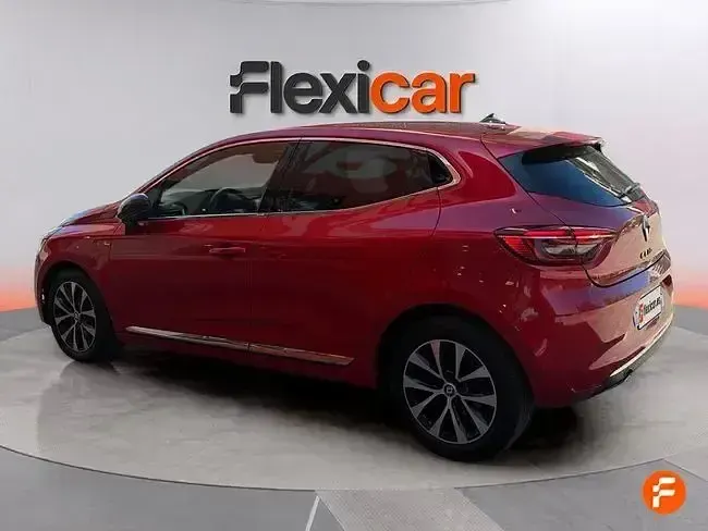 Usado Renault Clio Techno 90 CV (66 kW) 2023 Rojo Utilitario
