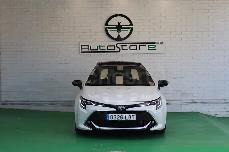 Usado Toyota Corolla Advance 180 CV (132 kW) 2019 Blanco Berlina
