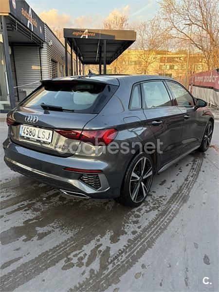 Usado Audi A3 S-Line 204 CV (150 kW) 2021 Gris / plata Berlina