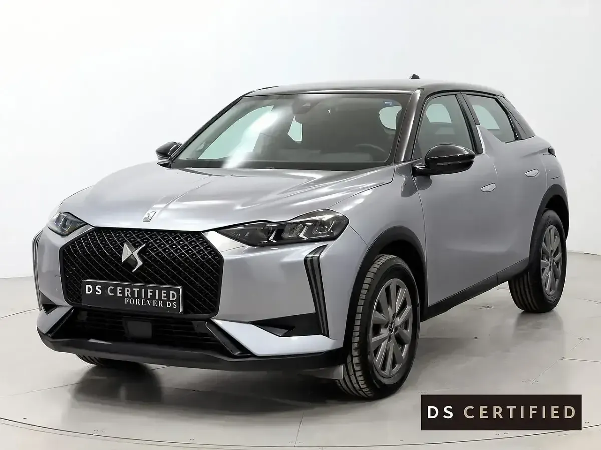 Usado DS Automobiles DS3 Bastille 100 CV (73 kW) 2023 Gris SUV