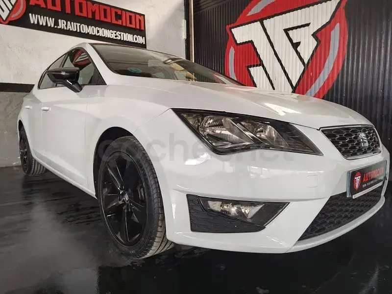 Usado Seat Leon FR 150 CV (110 kW) 2015 Blanco Berlina