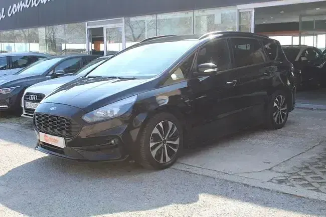 Usado Ford S-MAX ST-Line 190 CV (139 kW) 2023 Negro Monovolumen