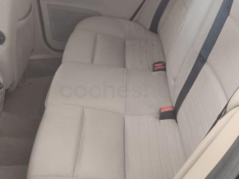 Usado Volvo S40 Momentum 136 CV (100 kW) 2005 Negro Berlina