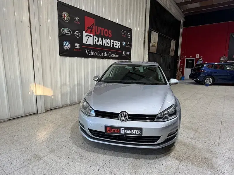 Usado VW Golf VII Advance 150 CV (110 kW) 2014 Gris / plata Berlina