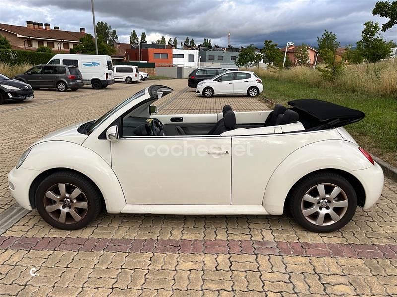 Usado VW New Beetle Cabriolet 102 CV (75 kW) 2003 Blanco Descapotable