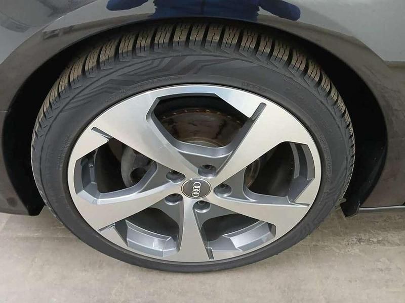 Usado Audi A3 Sportback Comfort 150 CV (110 kW) 2018 Negro Utilitario