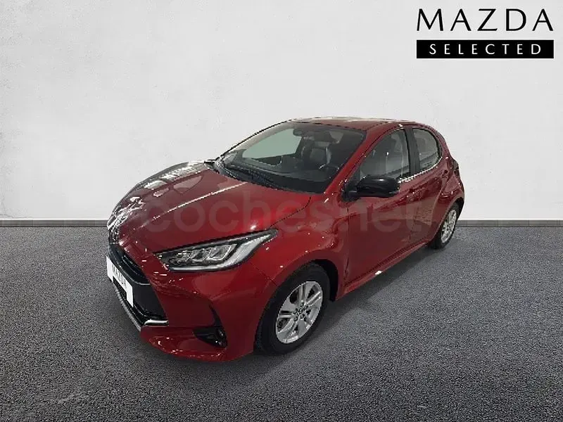 Usado Mazda 2 Comfort 116 CV (85 kW) 2022 Granate Berlina