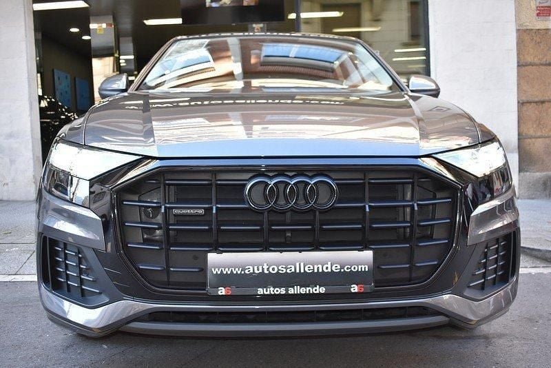 Usado Audi Q8 286 CV (210 kW) 2023 Gris daytona SUV